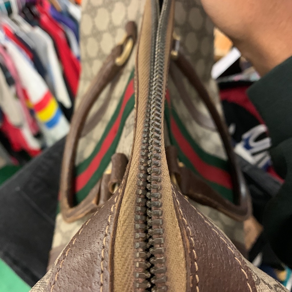 Vintage 70s Gucci Boston Purse - Picture 4 of 7